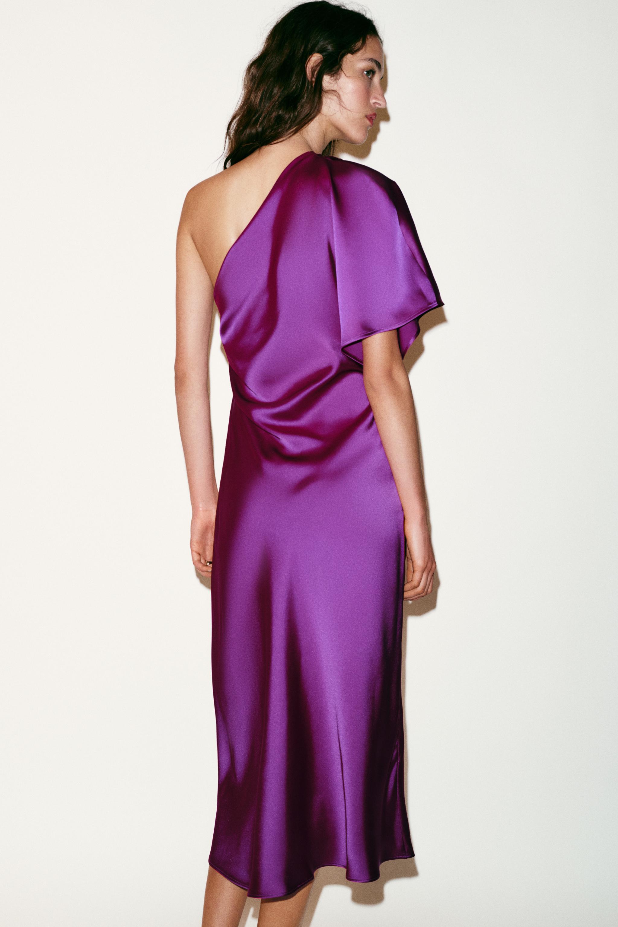 ROBE MI-LONGUE ASYMÉTRIQUE SATINÉE